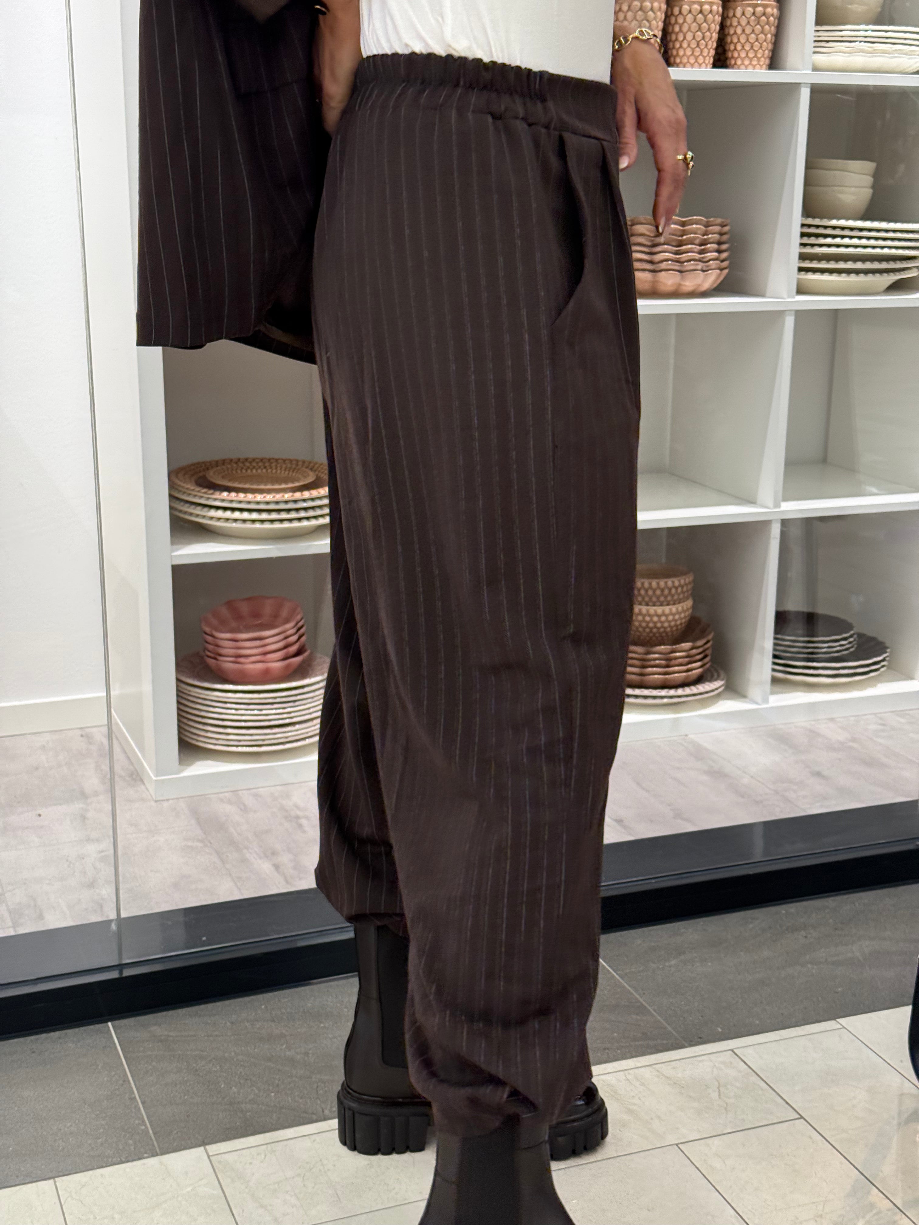 Hose Mdckenzie – Braun